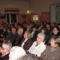En förväntansfull publik i ett fullsatt Hus