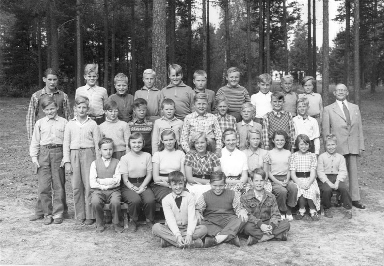 Skolklass_1952.JPG